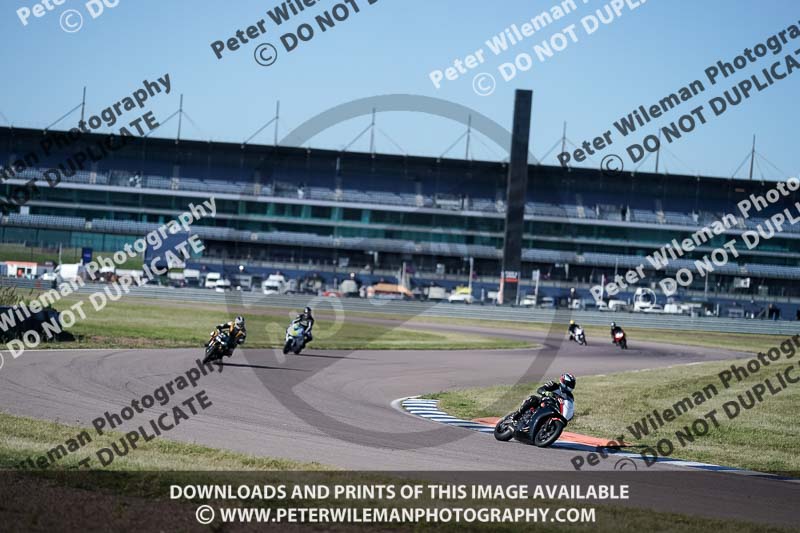 Rockingham no limits trackday;enduro digital images;event digital images;eventdigitalimages;no limits trackdays;peter wileman photography;racing digital images;rockingham raceway northamptonshire;rockingham trackday photographs;trackday digital images;trackday photos